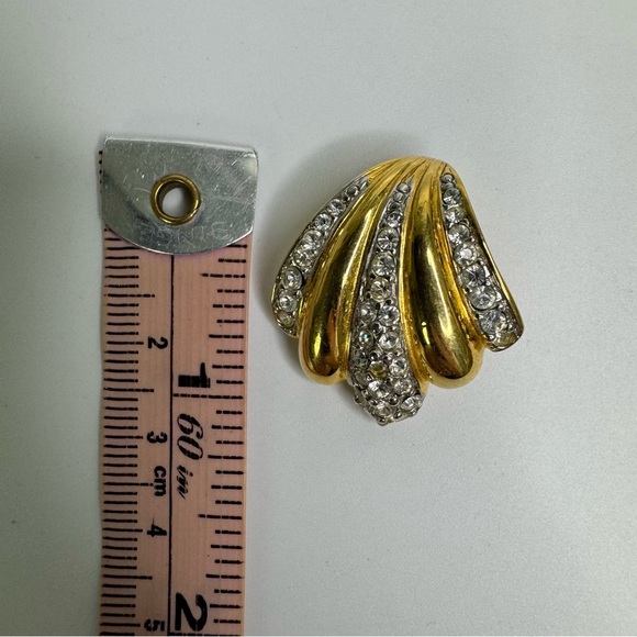 Joan Rivers Shell Pendant Gold Plated Crystal Pave - Picture 8 of 11